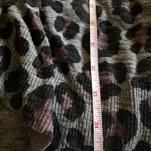 Slub Boyfriend Cardigan Button-Front sweater - Picture 10 of 12